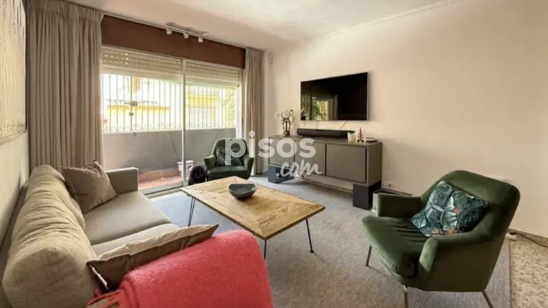 Piso en Venta en Maracena Amueblado 3 Dormitorios Garaje Piscina
