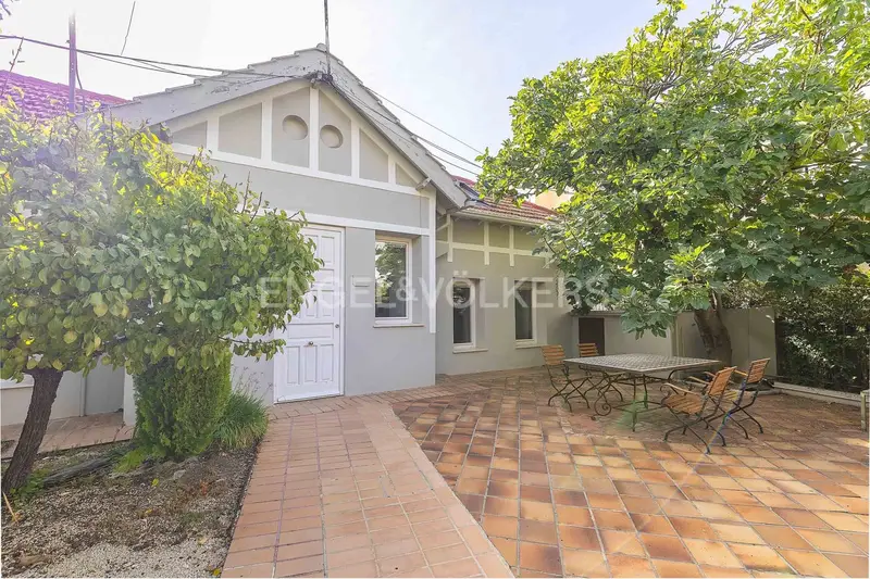 Chalet en venta en Bellas Vistas, Madrid ciudad, Madrid