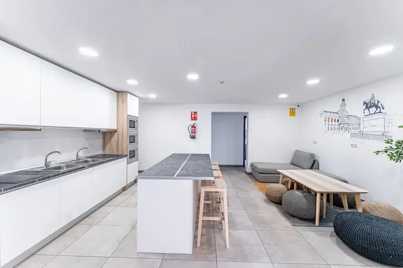 Apartamento en Alquiler Calle del Arenal Madrid