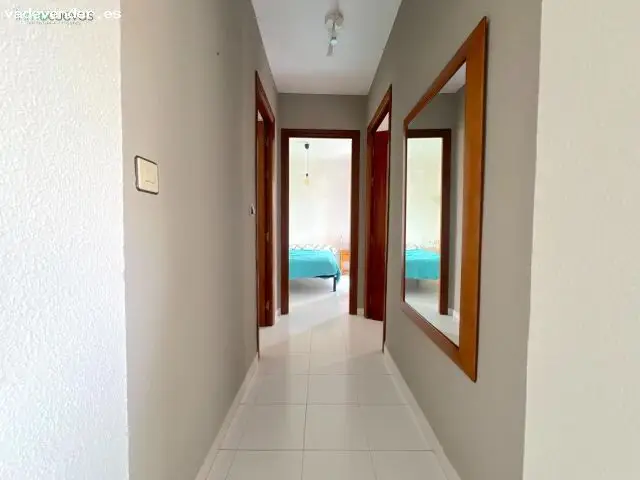 Piso con Terraza y Piscina cerca de la Playa en San Juan de los Terreros