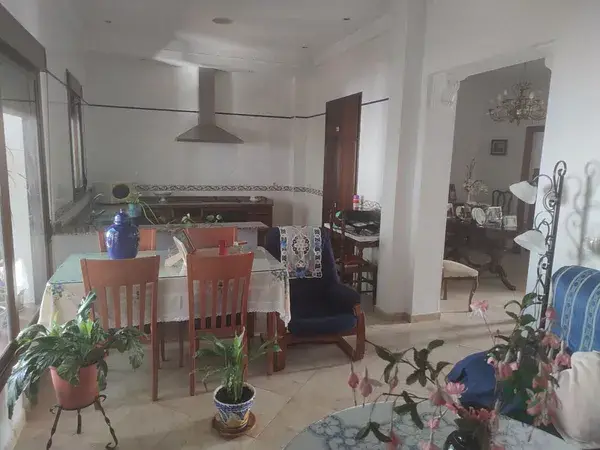 Casa en Sevilla Brenes 224m2 3 Dormitorios Patio Trastero