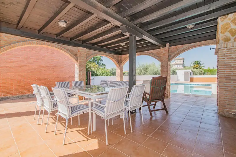 Venta Chalet Lujo Caparacena Atarfe 4 Dormitorios Piscina