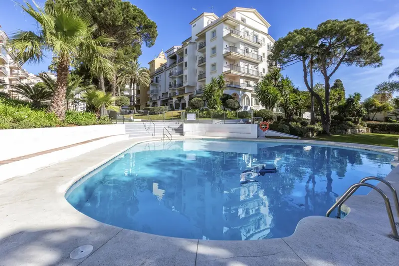 Apartamento 2 Dormitorios Puerto Banus Venta Cerca Playa