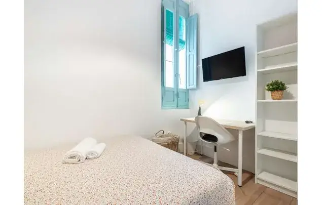 Habitacion en piso compartido Alicante gastos incluidos