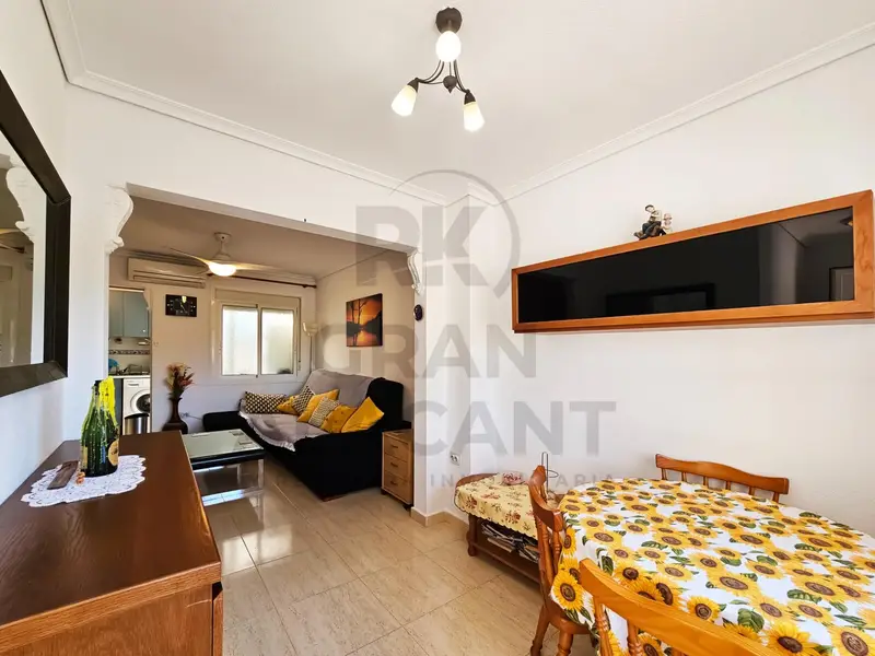 Bungalow en Gran Alacant con Piscina y Solarium
