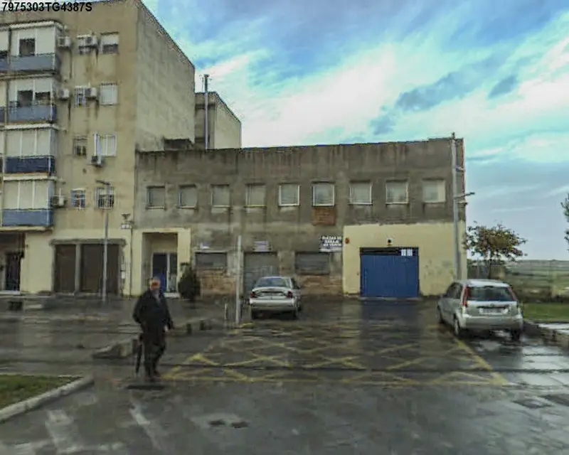 Garaje en Venta Alcalá de Guadaíra 56m²