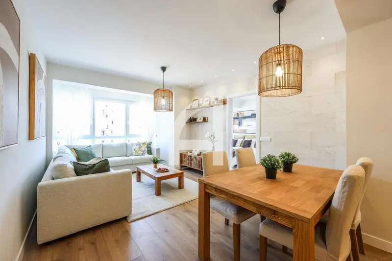 Piso en venta en Madrid Barrio Salamanca 3 dormitorios 2 baños Garaje Reformado