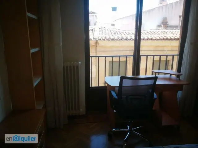 Apartamento Gran Via Amueblado - Excelente Ubicacion