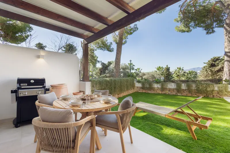 Apartamento 2 Dormitorios Alquiler Nueva Andalucia