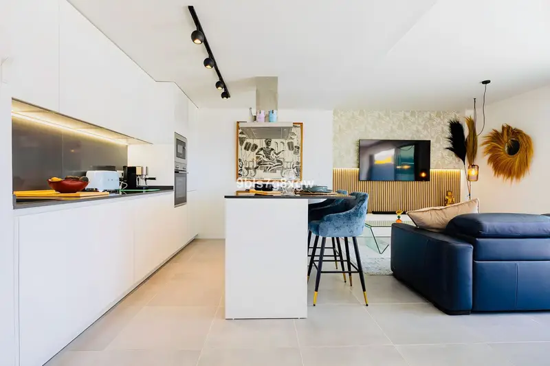 Apartamento 3 Dormitorios Milla de Oro Vistas al Mar