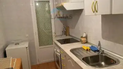 Piso en venta Calle Obispo Carvajal