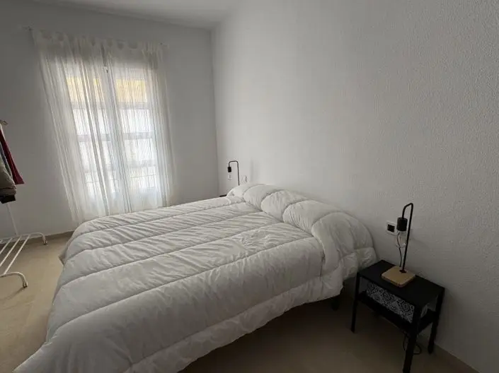 Apartamento 4 Dormitorios en Olvera