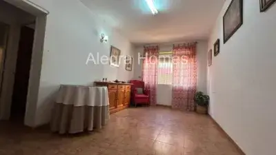 Piso en venta en Centro Calzada 2 dormitorios terraza 13m2