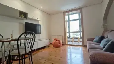 Piso en venta en Universidad-Los Lirios