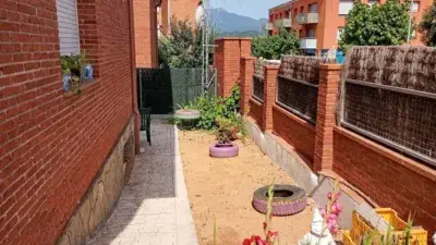 Casa adosada en venta en Hostalric con jardin y patio