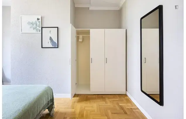 Apartamento 15 habitaciones Madrid zona Argüelles estudiantes