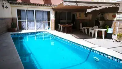 Chalet Pareado 197m2 Nueva Alcalá Gran Salón 4 Habitaciones Piscina