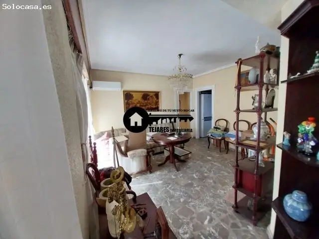 Piso en venta cerca del Parque Abelardo Sanchez