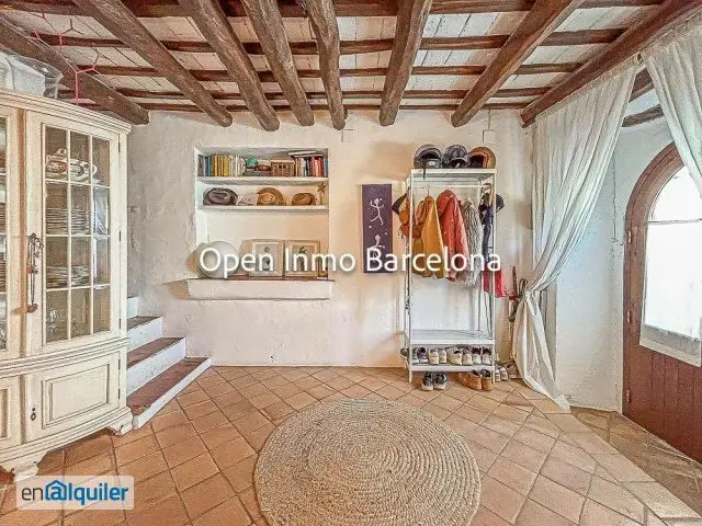 Alquiler casa amueblada terraza Palou cerca Sitges