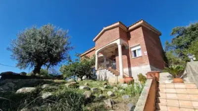 Chalet en Canovass con Vistas Espectaculares y Gran Intimidad