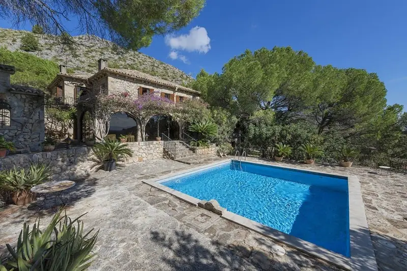 Finca con Vistas al Mar en Pollensa Mallorca