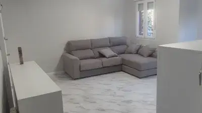 Casa Adosada Reformada en El Bierzo 220m2 4 habitaciones