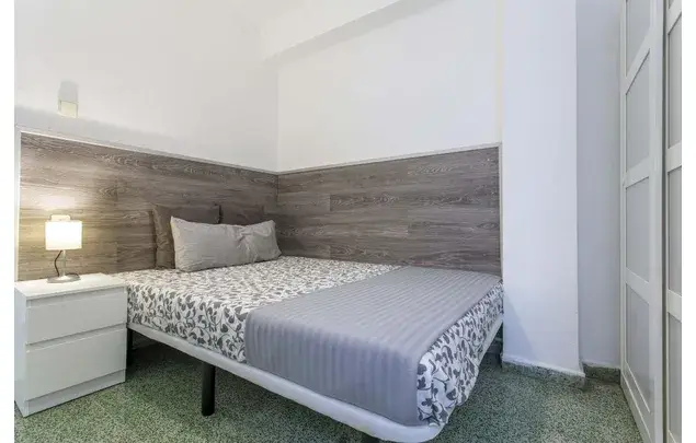 Habitaci
ón en Alfafar - Estancia Media-Larga