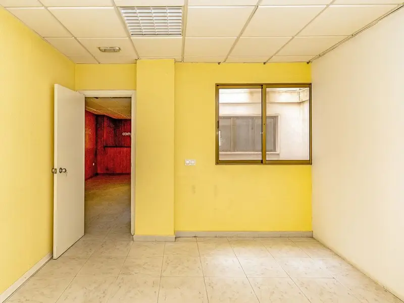 Local Comercial 367m2 Huelva Calle Tres de Agosto