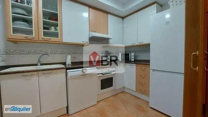 Alquiler piso estudiantes Algirós 3 habitaciones 2 baños