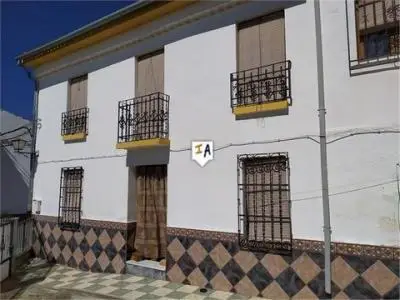 Casa Andaluza en Tozar 4 Dormitorios Garaje Patio