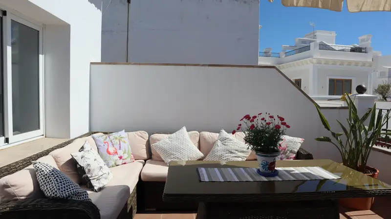 Apartamento 3 Dormitorios Nerja Alquiler Cerca Playa