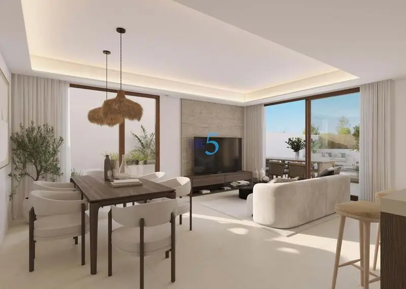 Villa de Lujo en Roldan con Piscina Privada
