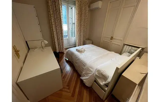 Alquiler Apartamento 6 Dormitorios Madrid Malasaña 148m2