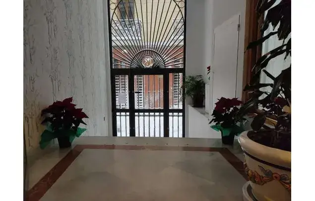 Rent 1 bedroom apartment of 48 m² in Madrid
