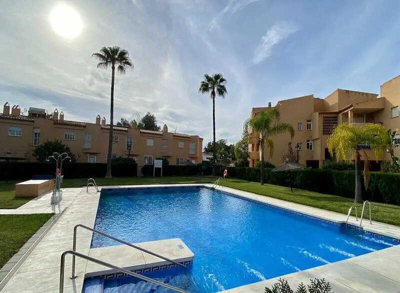 Adosado 3 Dormitorios Costabella Malaga Cerca Playa Piscina