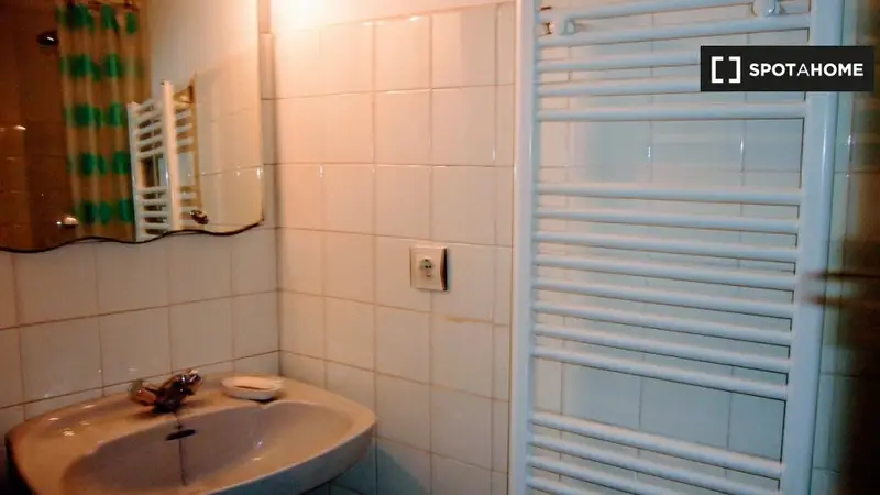 Alquiler habitaciones Oviedo - Piso 3 habitaciones