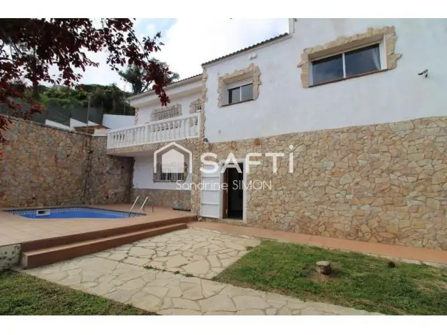 Casa 2 Viviendas Piscina Lloret de Mar