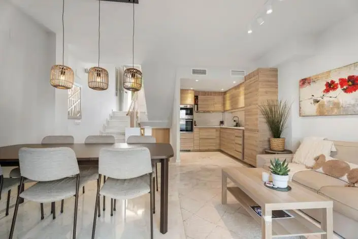 3 Bed Townhouse for sale