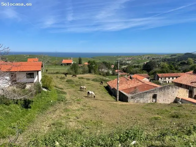 Terreno con Vistas al Mar en Cobreces para Casa Unifamiliar