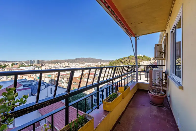 Piso de 5 Dormitorios en venta Málaga Centro, España