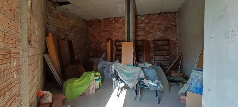 Venta Local Comercial Balconada Manresa 50m2