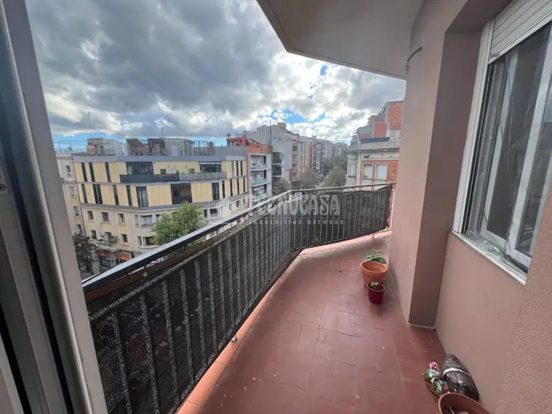 Piso en venta en Horta Guinardó