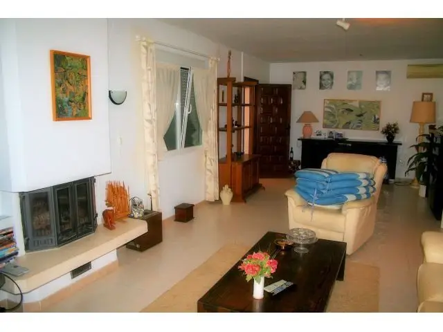Chalet en Calpe con Casa de Invitados y Piscina Privada