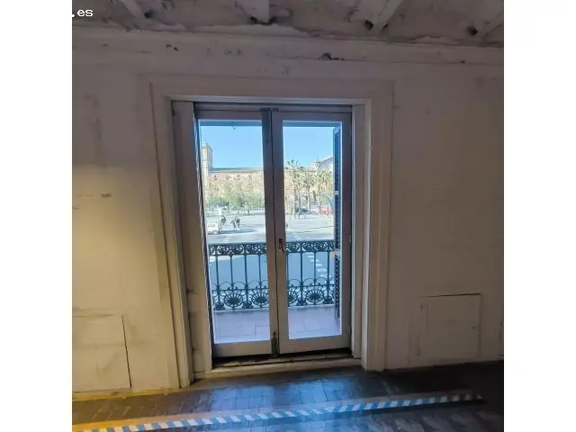 Oficina en Placa Universitat 173m2 con terraza 70m2