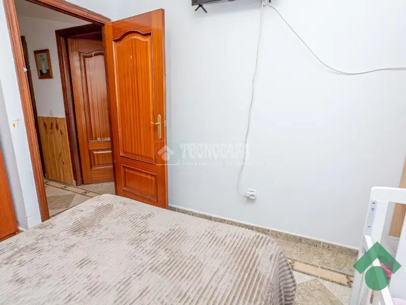 Casa Adosada en Venta Algeciras 3 Dormitorios 2 Baños Azotea