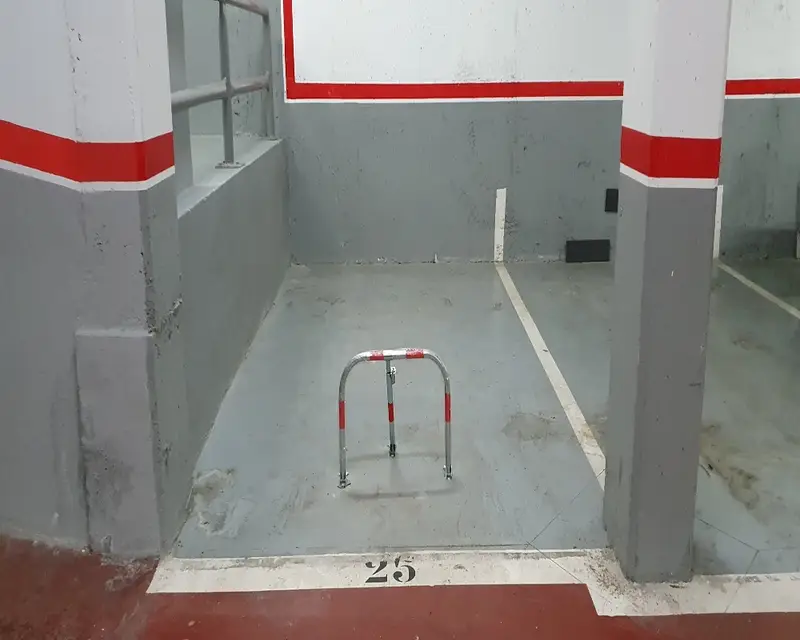 Garaje en Venta Terrassa 2m² Calle Cisterna