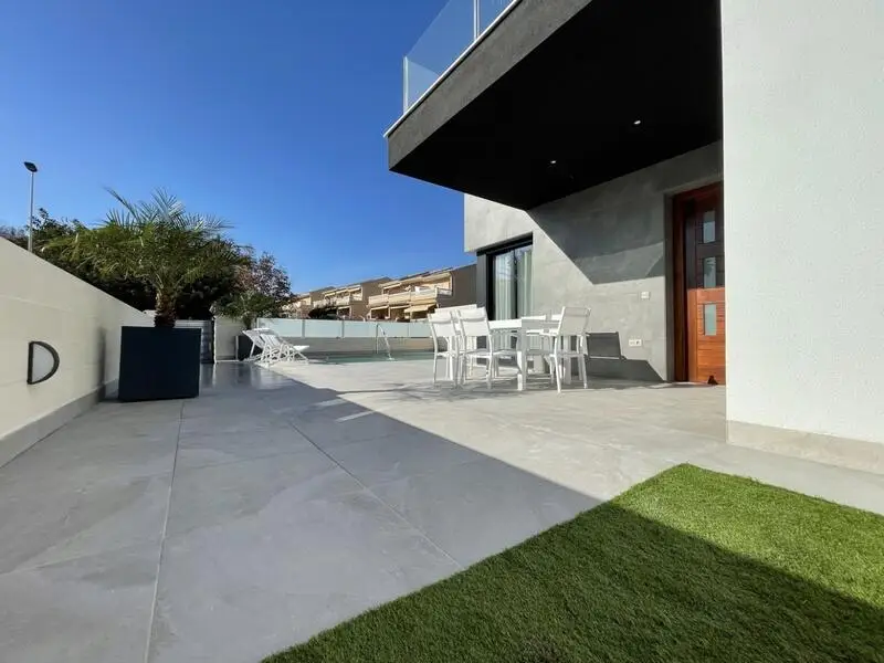 Villa 3 Dormitorios Los Altos Torrevieja Nueva Construccion
