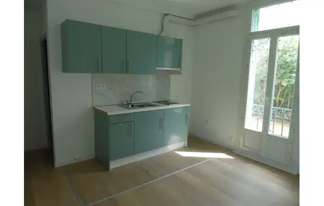 Rent 2 bedroom apartment of 30 m² in Amélie-les-Bains-Palalda
