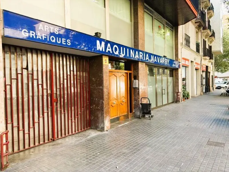 Venta Local Comercial Sant Antoni Eixample Barcelona