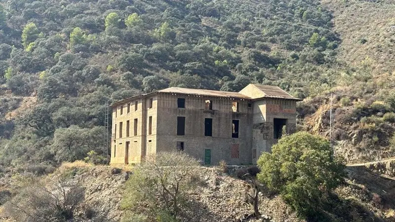 Cortijo en Málaga: 1322m² Obra Parada, 5409m² Parcela